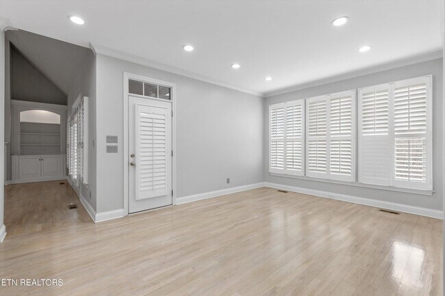 Building Photo - 1768 Redgrave Rd