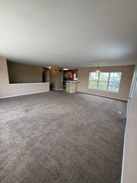 Building Photo - 12650 Ford Dr