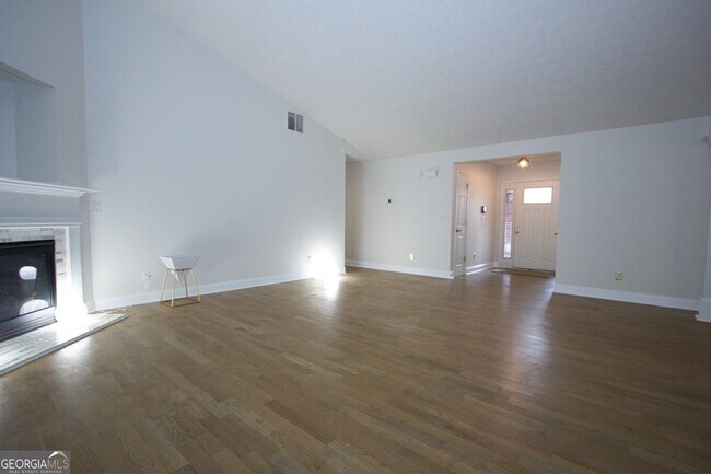 Building Photo - 1481 Beckley Pointe