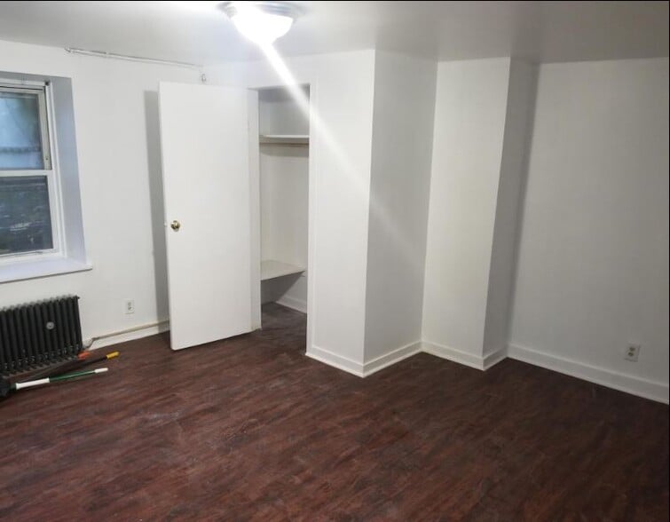 Building Photo - 19 Chestnut St