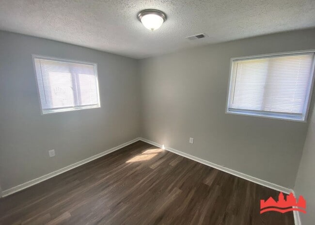 Building Photo - 220 Elder Rd