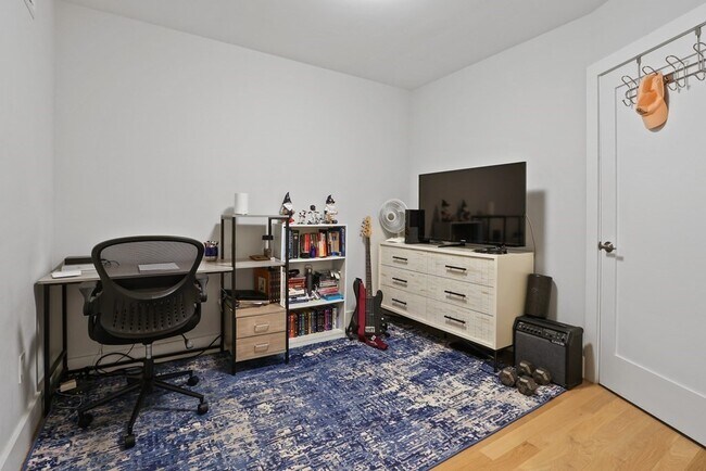 Building Photo - 55 E Springfield St