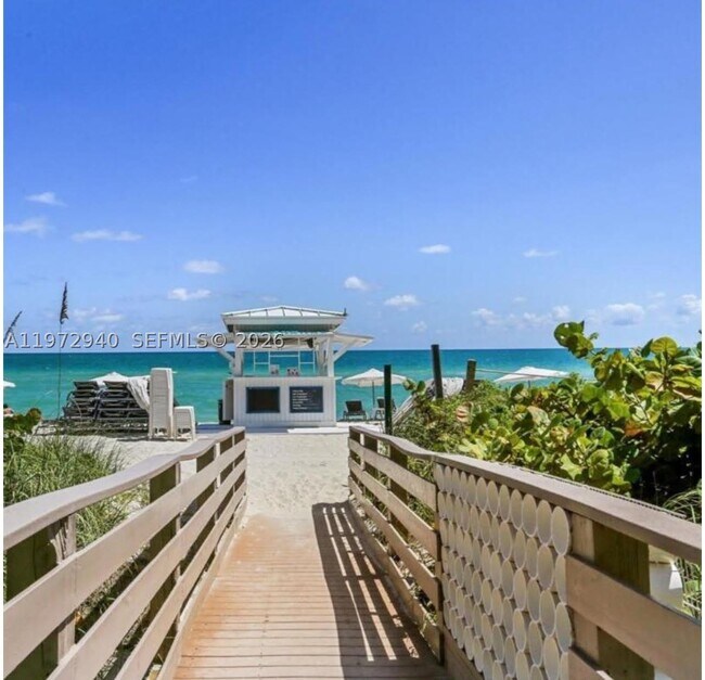 Building Photo - 4775 Collins Ave