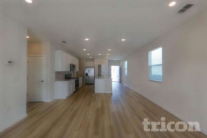 Building Photo - 64 Brazil Nut Cir