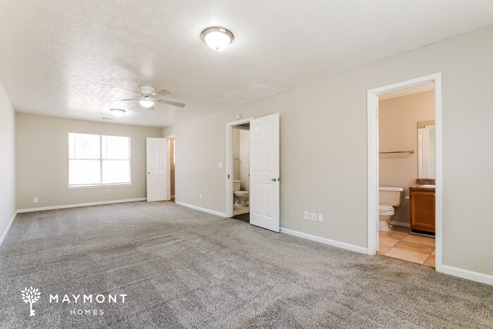 Building Photo - 2175 Red Rose Ln