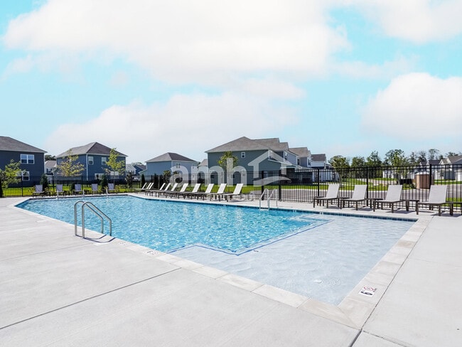 Building Photo - 5228 Valor Dr