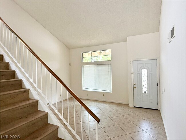 Building Photo - 135 Primero Way