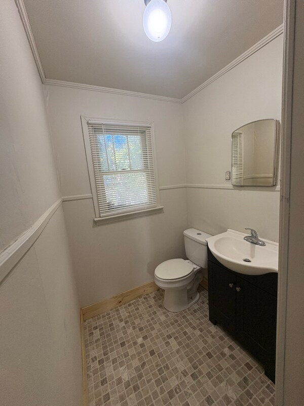 Building Photo - 119 Old Lair Rd