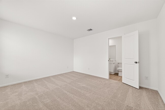 Building Photo - 16846 Spotted Oak Dr
