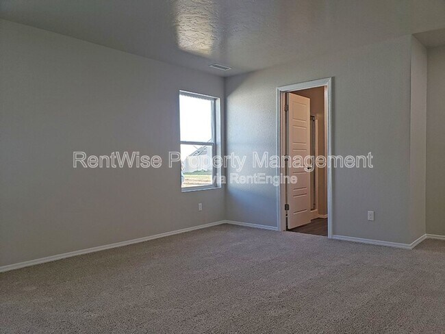 Building Photo - 4985 W Twisted Creek St