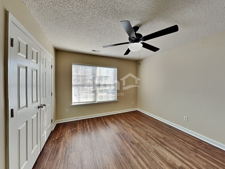 Building Photo - 4718 Winterberry Ln