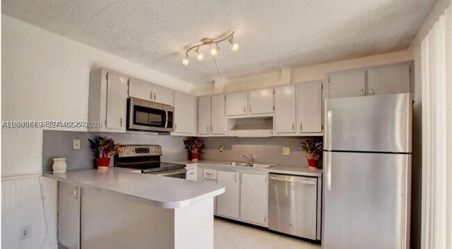 Building Photo - 3103 Spanish Wells Dr