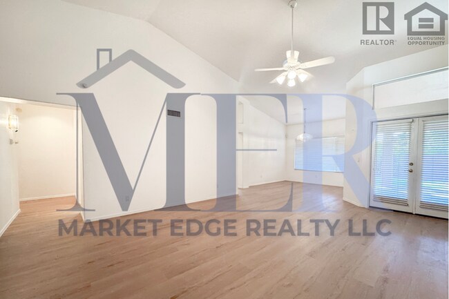 Building Photo - 4Bed/2.5Bath Home at Deer Valley Rd/67th Ave! $399 MOVE-IN SPECIAL! Ready for Immediate Move-In!