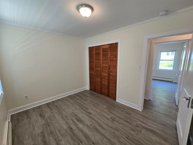 Building Photo - 30 Halstead St