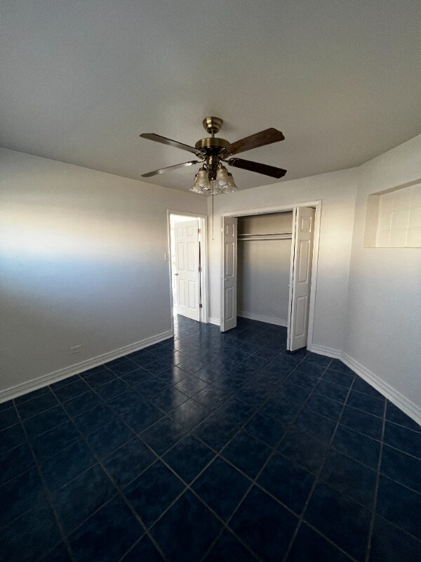 Building Photo - 9136 S Anthony Ave