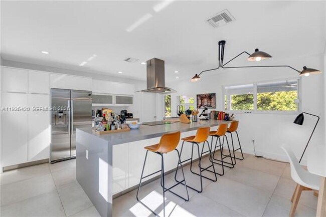 Building Photo - 7465 SW 135th St