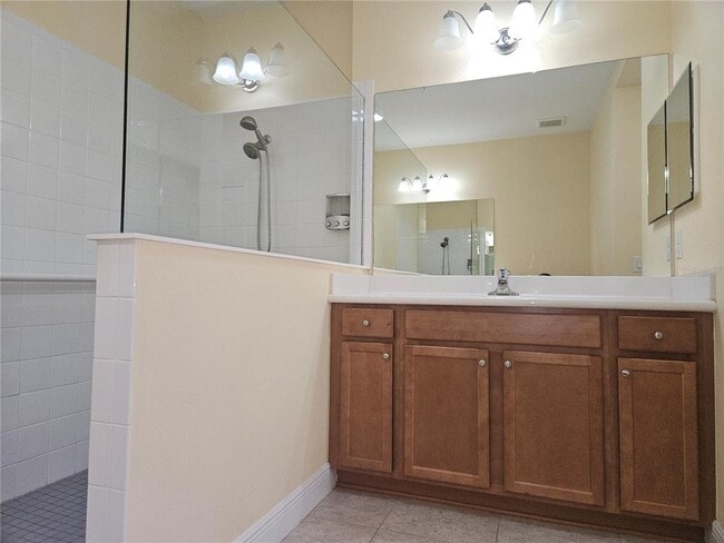 Building Photo - 217 Alento Ct