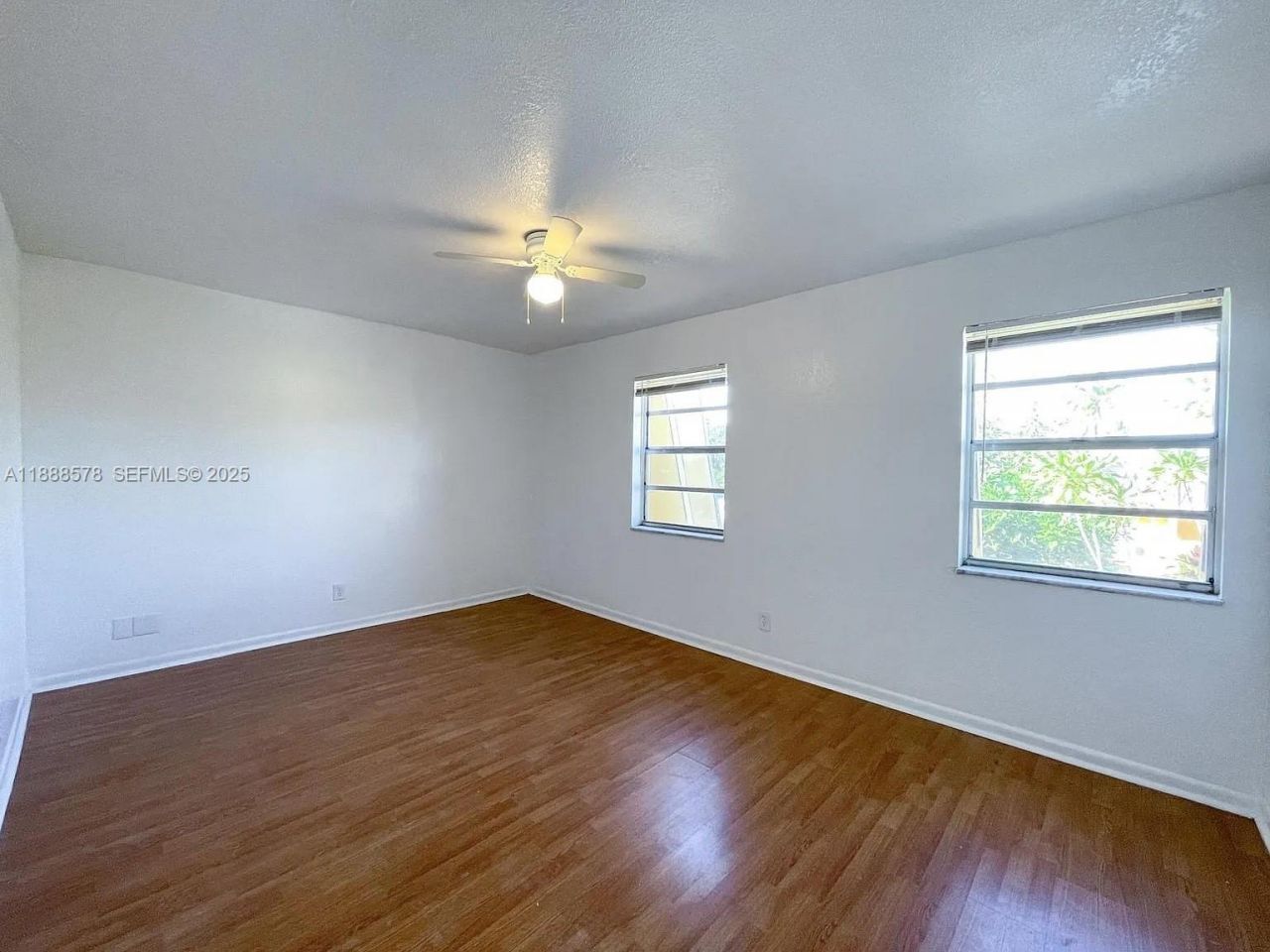 Building Photo - 5970 NW 28th St