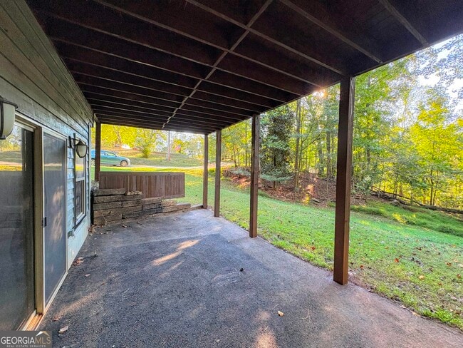 Building Photo - 4067 Fincher Dr