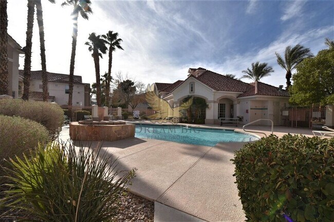 Building Photo - 8555 W Russell Rd