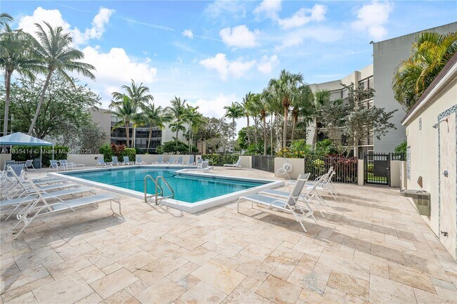 Building Photo - 5750 Camino Del Sol