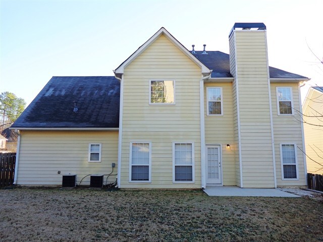Building Photo - 6256 Vinings Vintage Dr SE
