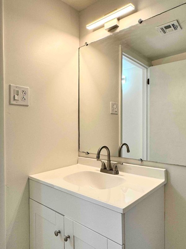 Building Photo - 3602 Rustic Ln