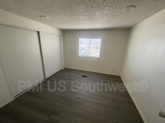 Building Photo - 1410 Mohave Cir
