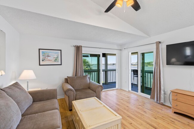 Building Photo - Fully Furnished Long Term Rental