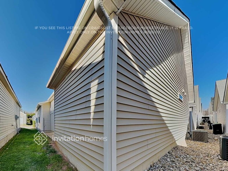 Building Photo - 250 Denby Cir