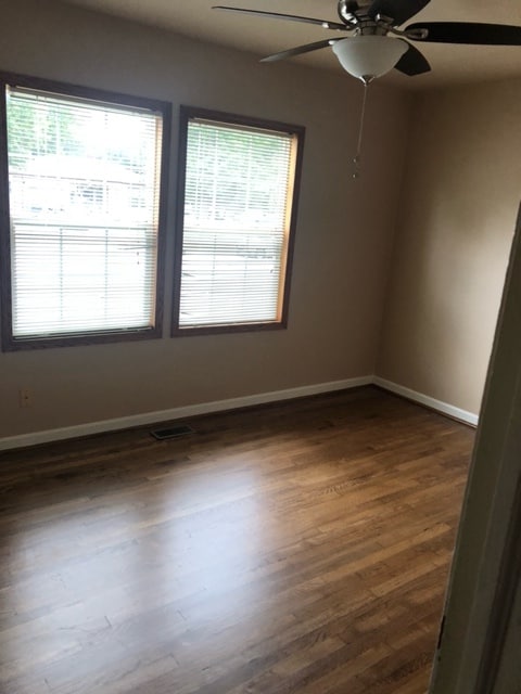 Building Photo - 1507 N Battin St