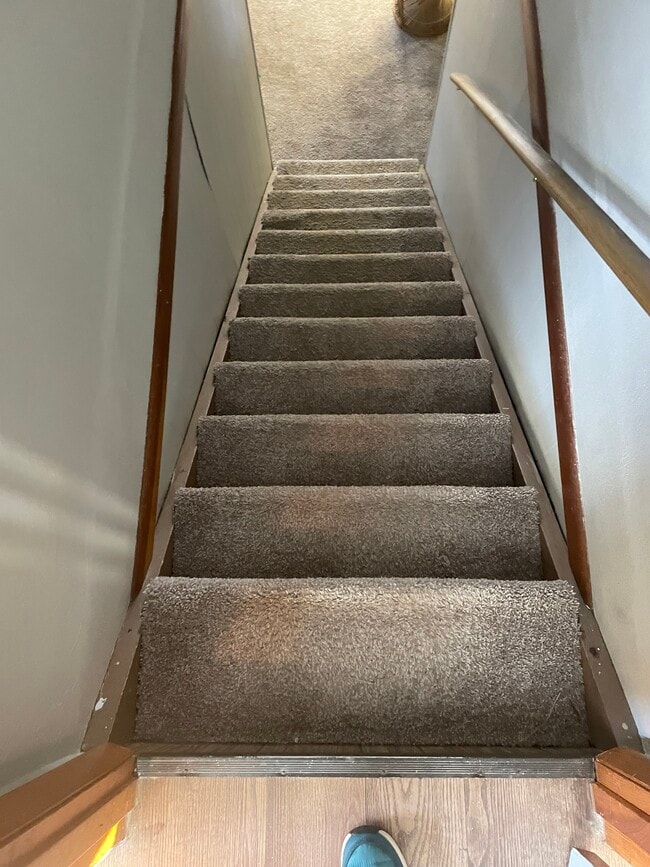 Building Photo - 4555 E 4th St