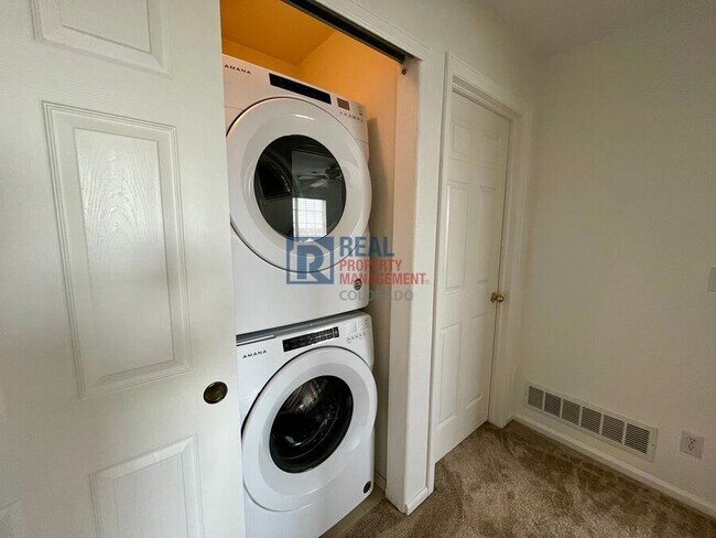 Building Photo - 2263 Coronado Pkwy N