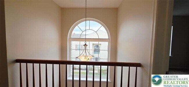 Building Photo - 3791 Knight Dr