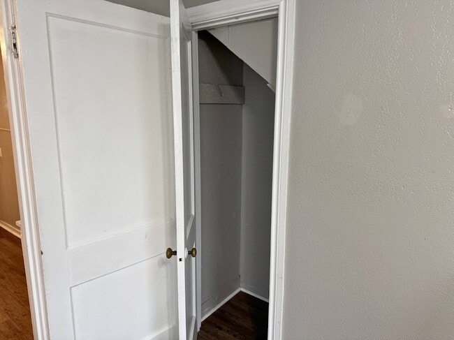 Building Photo - 2706 Palmetto Dr