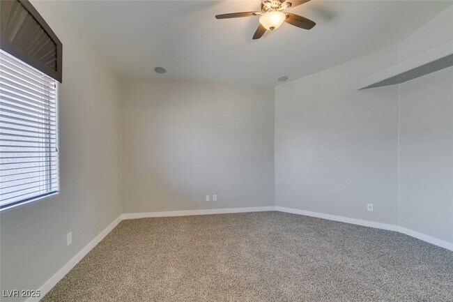 Building Photo - 2452 Silver Blossom Ln