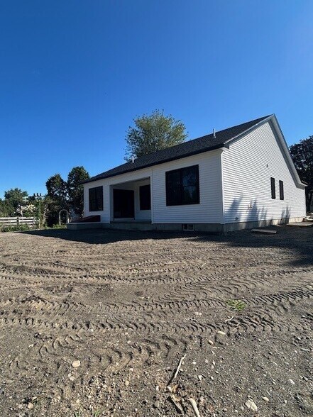 Building Photo - 127 Euclid Ave
