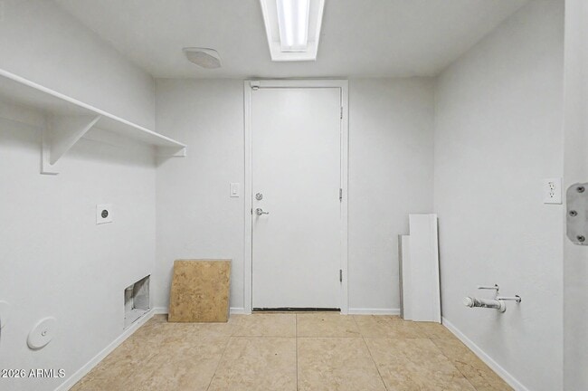 Building Photo - 15449 W Tasha Cir
