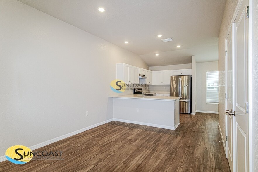 Building Photo - 814 Spruce St