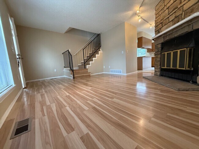 Building Photo - 2907 W 81st Ave