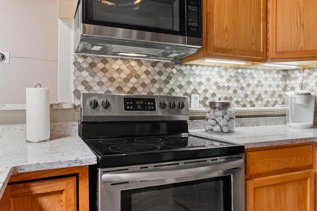 Building Photo - Terra Cotta