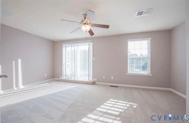 Building Photo - 11335 Sadler Walk Ln