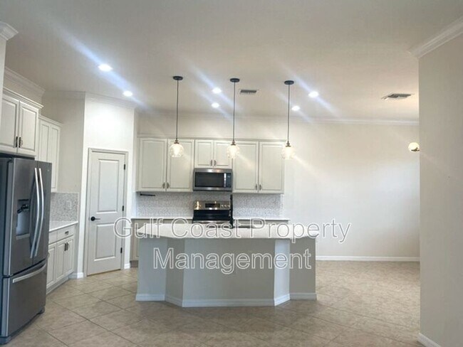 Building Photo - 10485 Crooked Crk Dr