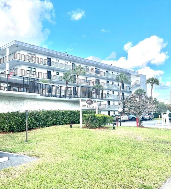 Building Photo - 9235 SW 8th St