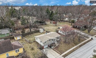 Building Photo - 3310 Tripp St