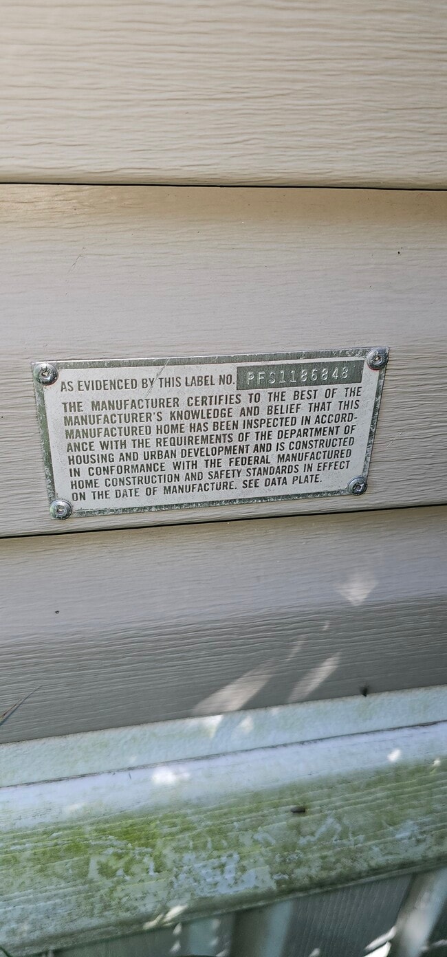 Building Photo - 76 E U.S. Hwy 6