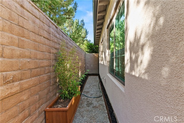 Building Photo - 112 Vigna