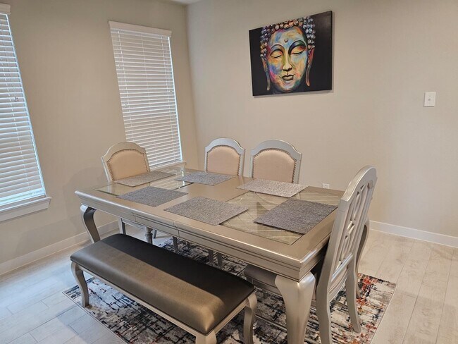 Building Photo - 5639 Silverleaf Oak Ln