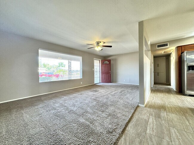 Building Photo - BEAUTIFUL 2 BEDROOM IN DREAMLAND VILLAS 55...