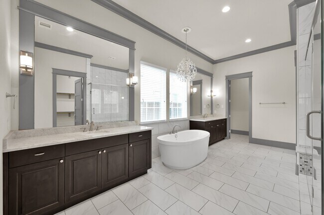 Building Photo - 2331 Bottlebrush Ln